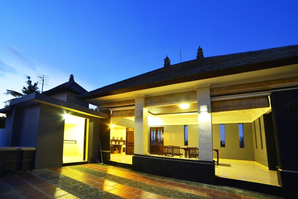 Ganggas Homestay Jimbaran Exteriör bild